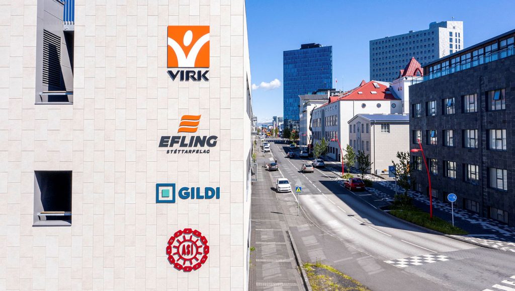 Zamknięte w Zielone Świątki, 29 maja