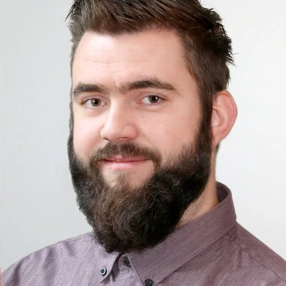 Ingólfur leitar á ný mið