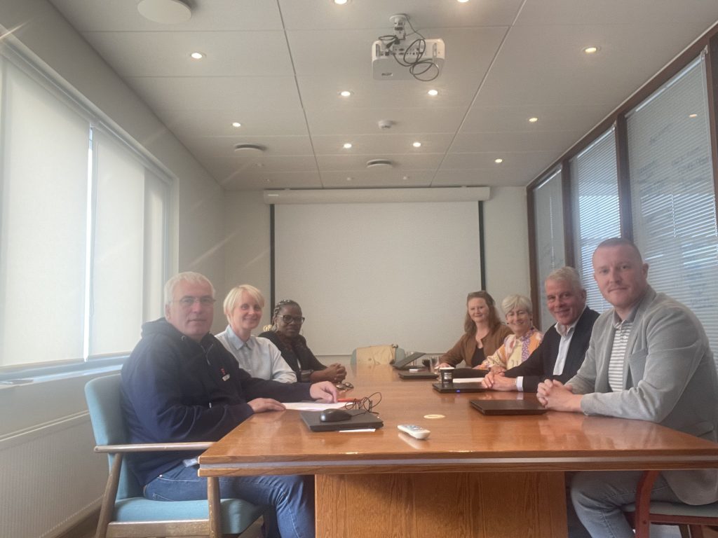 Efling og ríkið undirrita kjarasamninga